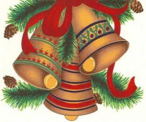 Puzzle Σετ από τρία κουδούνια στολισμένο με χριστουγεννιάτικα διακοσμητικά